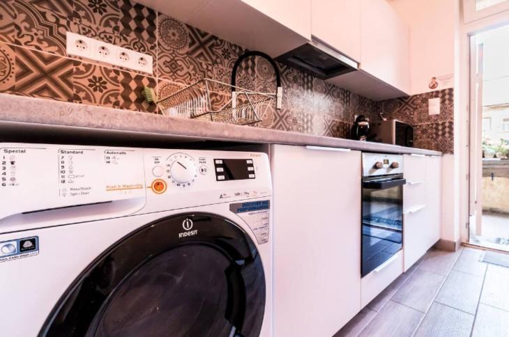 Bpr Szondi Cozy Apartment بودابست المظهر الخارجي الصورة